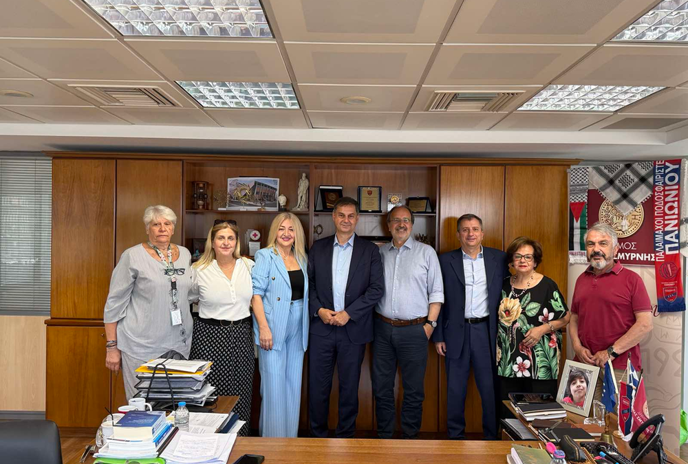 Στον Δήμο Νέας Σμύρνης ο Χάρης Θεοχάρης – Στο επίκεντρο υποδομές και κοινωνικές δομές