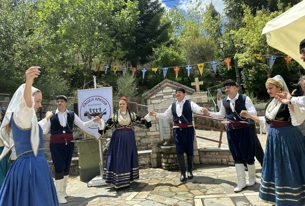 Η Ένωση Κρητών Νέας Σμύρνης τιμήθηκε στις επετειακές εκδηλώσεις της Αροανίας Καλαβρύτων